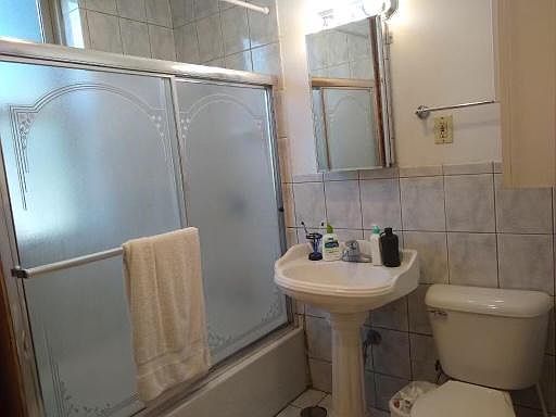 1st image of 1657 N Kedvale Ave #2