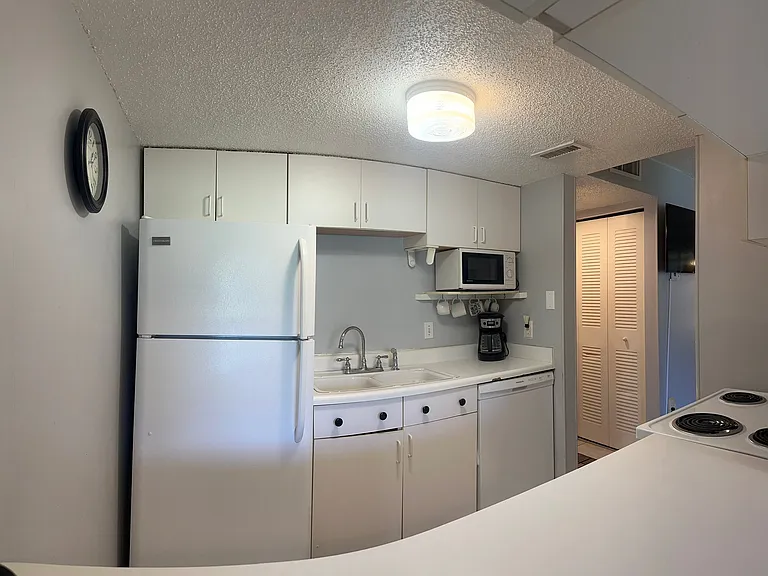 4215 E Bay Dr #1707A — Photo 16