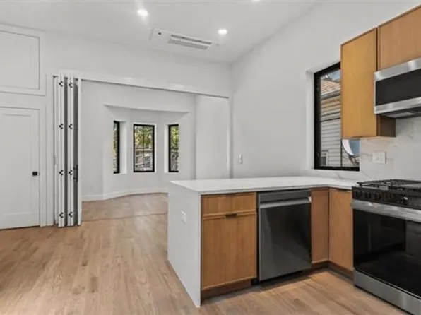 41 47th Street image 1 of 12