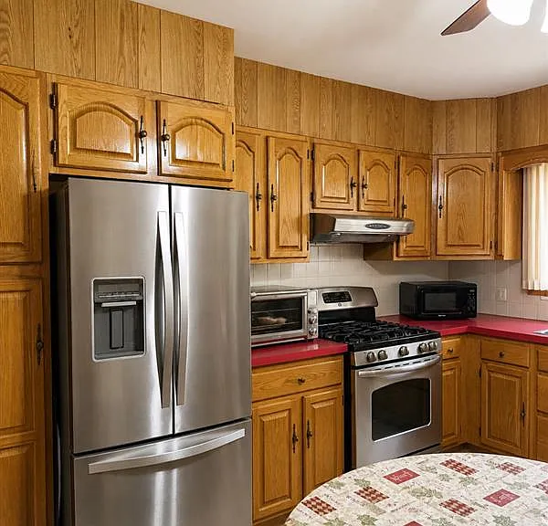25 Hall St #2 — Photo 2