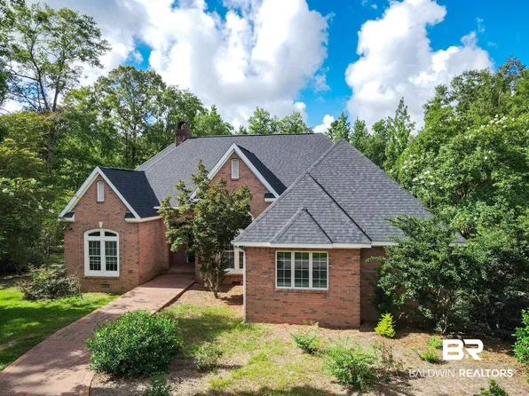 983 Forest Hill Dr, Atmore, AL 36502