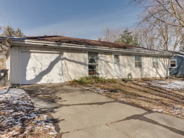 1706 Hoover Dr, Normal, IL 61761