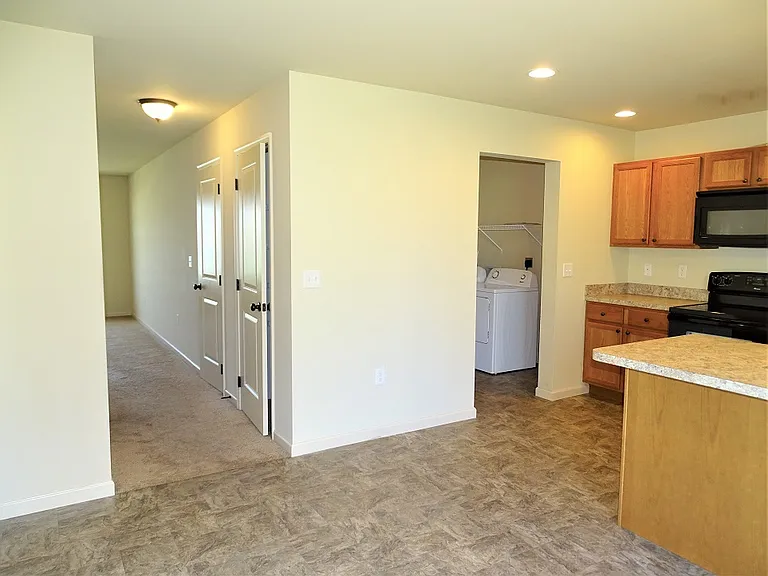 402 Marlene Way — Photo 4