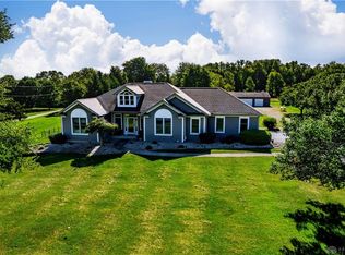 481 Moomaw Rd, Clarksville, OH 45113