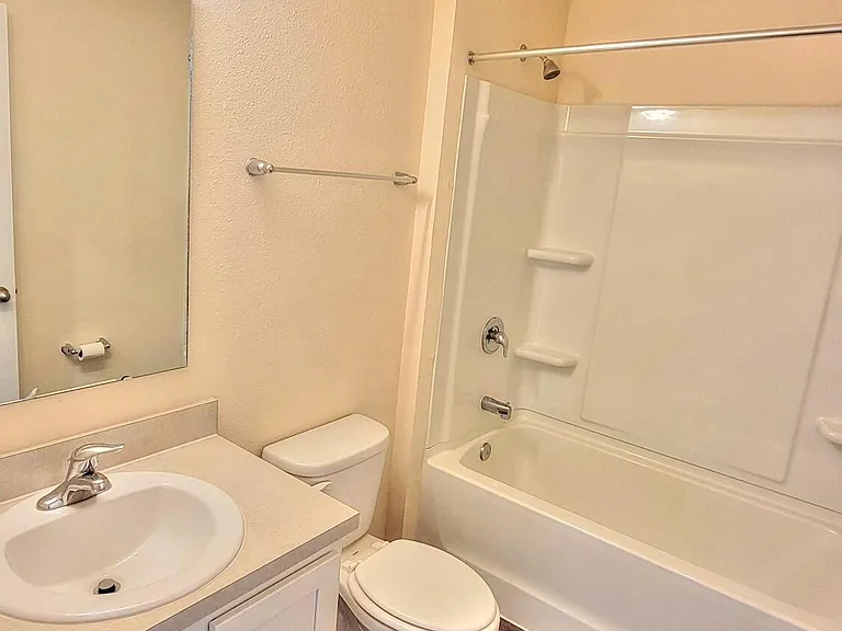 121 Aveiro Way — Photo 24