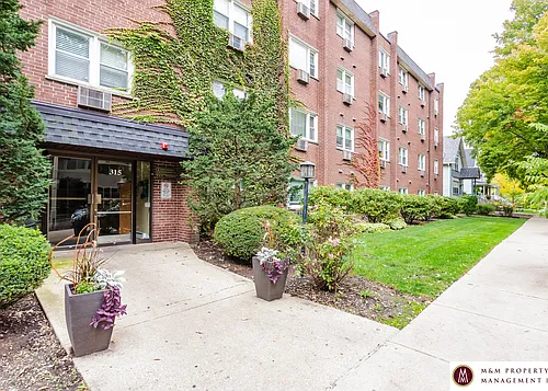 315 N Maple Photo 1