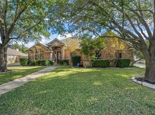 302 Canterbury Dr, Woodway, TX 76712