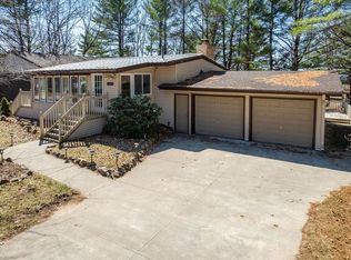 2127 Olmstead St, Friendship, WI 53934