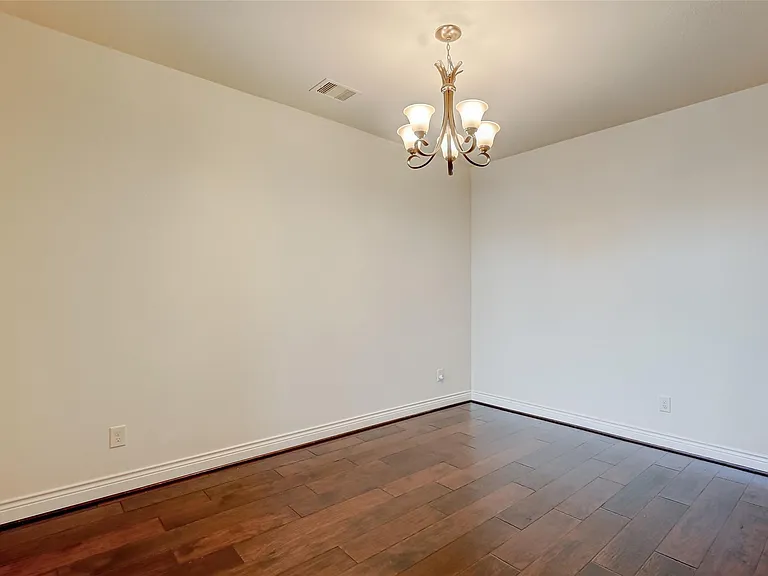 4006 Misty Waters Ln — Photo 7