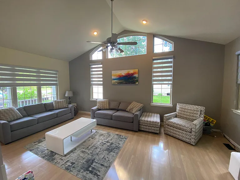 5628 Versailles Ave — Photo 23