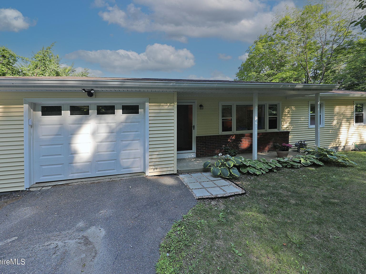 870 East St, Lenox, MA 01240 Zillow