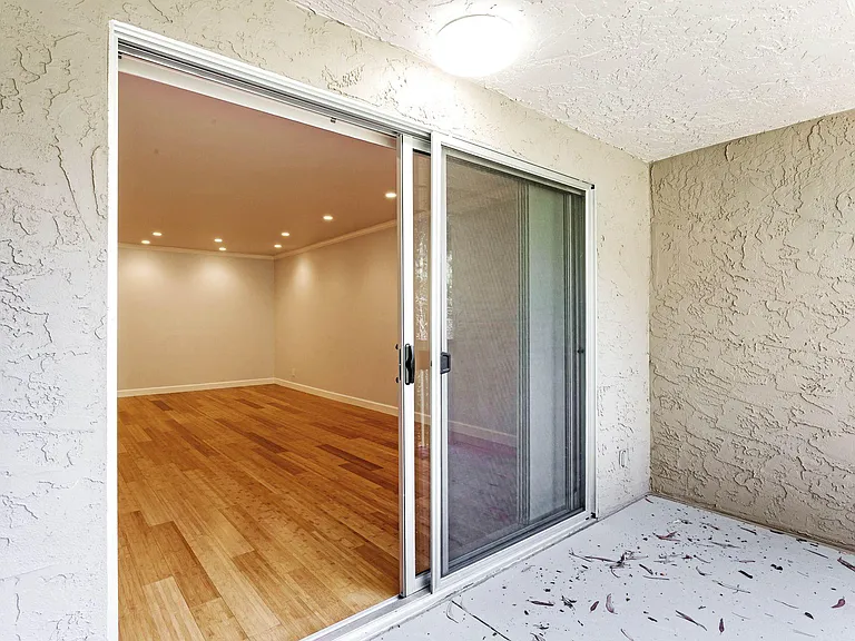 675 Sharon Park Dr #223 — Photo 10