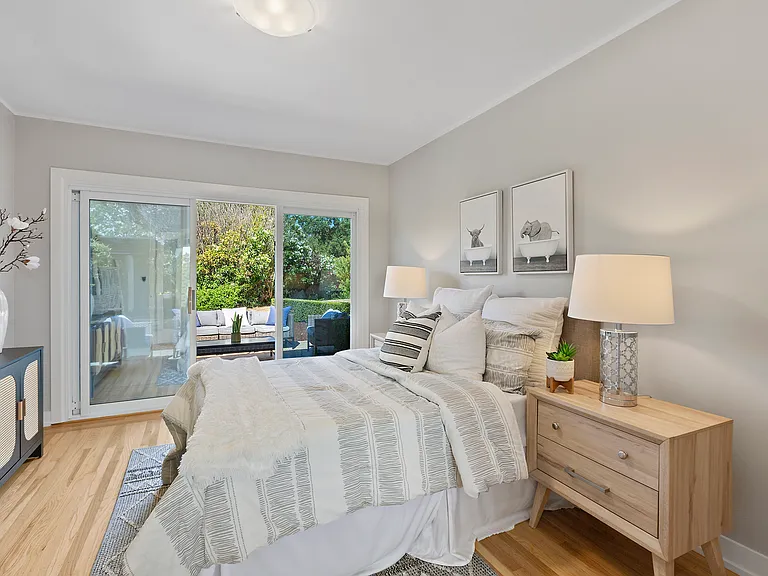 25900 Vinedo Ln — Photo 23