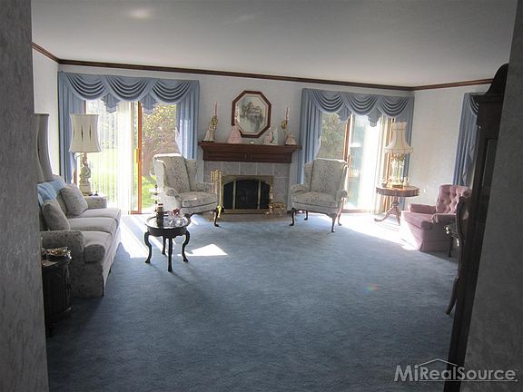 3rd image of 52733 Paint Creek Dr