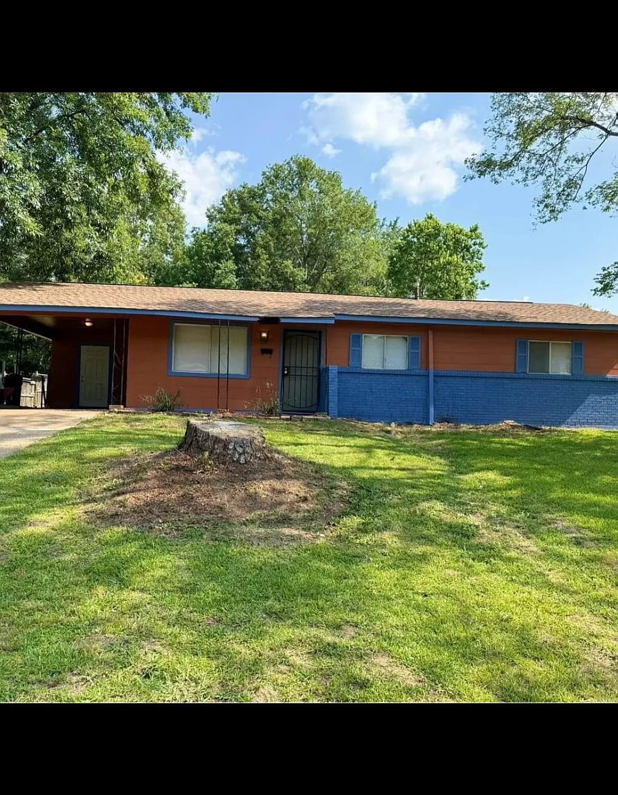 3 bed, 1118 sqft, $1,250 — Photo 1