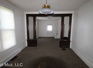 1208 S Garvin St #B, Evansville, IN 47713