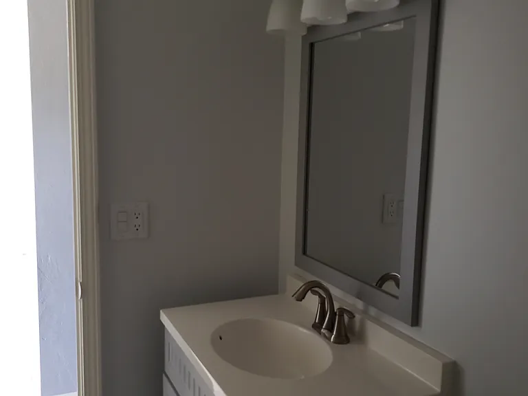 5342 Treetops Dr #E-5 — Photo 4
