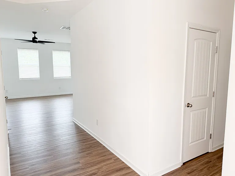 102 Pointe Pl — Photo 6