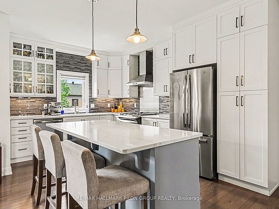 5th image of 47 Nancy St