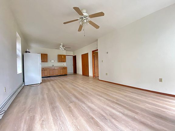 2nd image of 38-40 Gill St #3