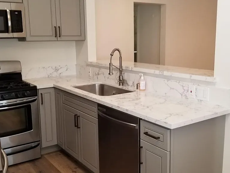 11471 Oxnard St #5 — Photo 7