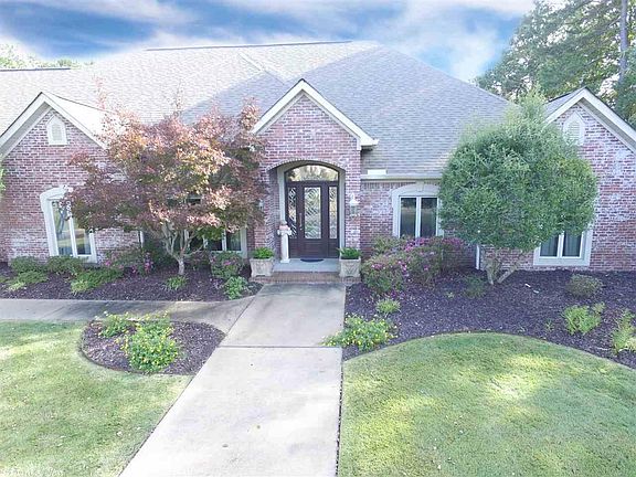 2nd image of 148 Oakshores Cir