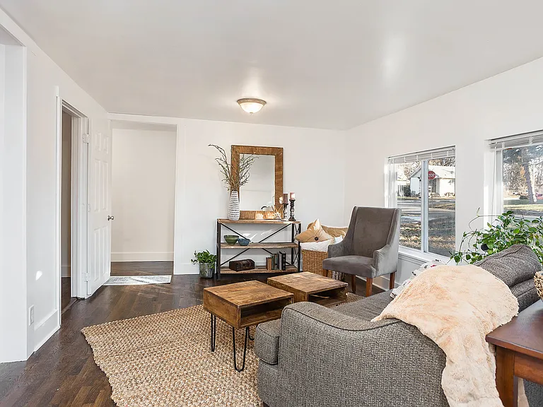 4402 S Minnie St — Photo 7