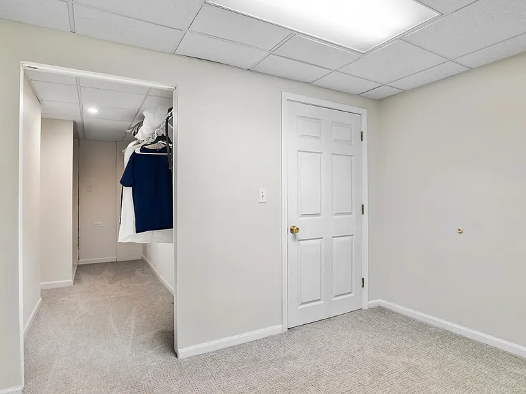 1675 Preston St — Photo 25