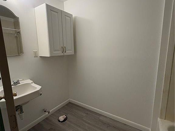 3rd image of 347 Main Rd APT 103