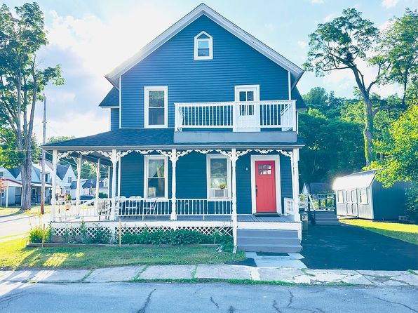 9 Hickory St