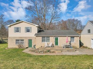 5225 Deeds Rd SW, Pataskala, OH 43062