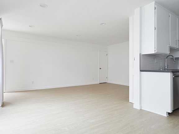 2nd image of 1038 7th St #3A