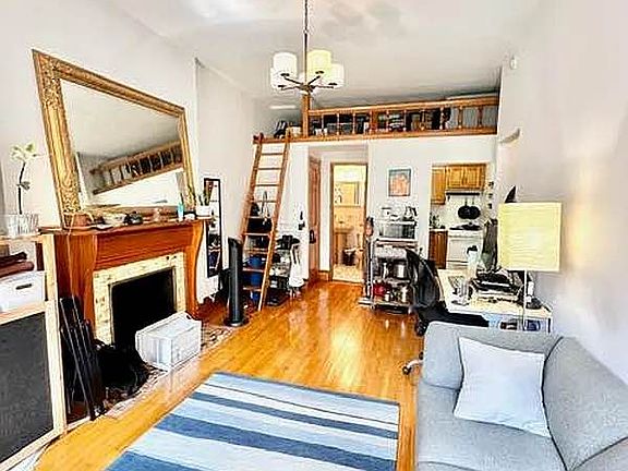 3rd image of 143 W 75th St #3F