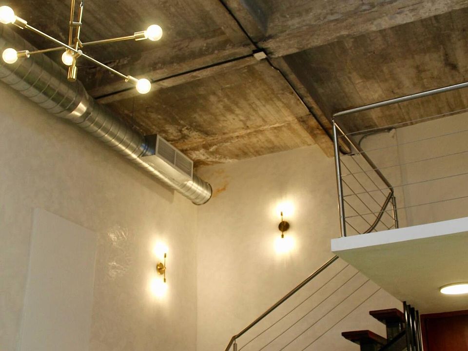 2nd image of 203 Calle Del Recinto #2