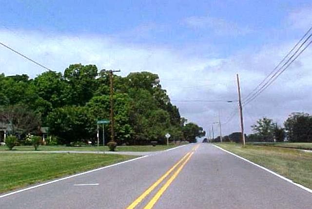 2nd image of 4881 Taylorsville Hwy