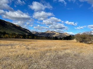 1197 Customs Rd, Curlew, WA 99118