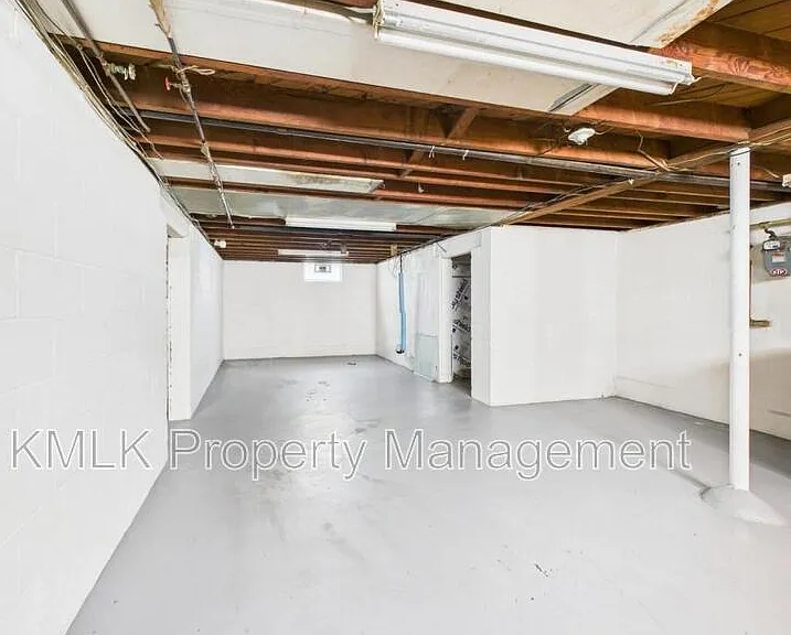 636 Lurie Ave — Photo 33