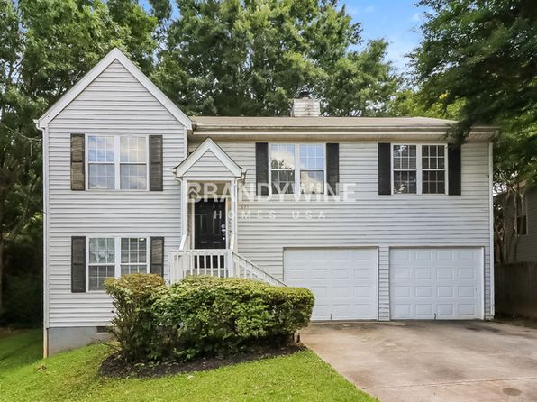 631 Waynes Ct SE