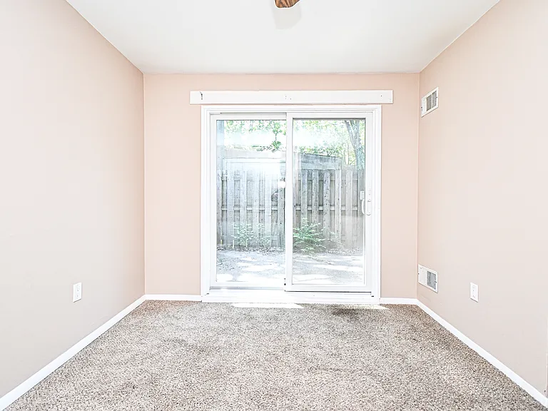 7752 Montgomery Rd #84 — Photo 13