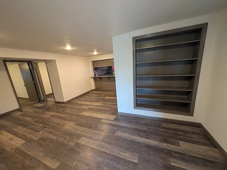 410 Camas St — Photo 9