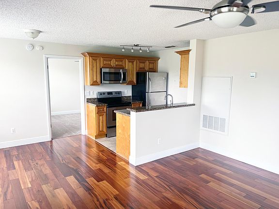 2nd image of 2585 Grassy Point Dr Unit 205