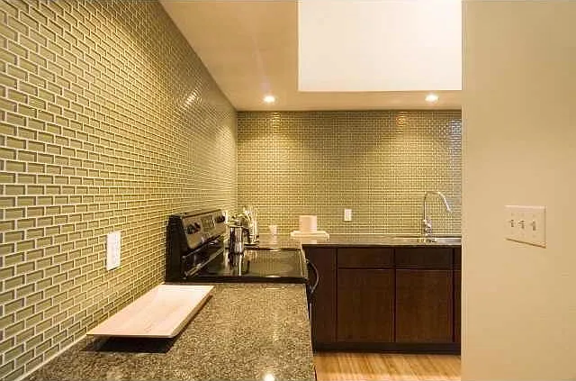 2200 Dickson Dr #219 — Photo 3