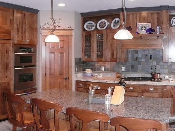 5th image of 1607 E Eagle Feather Ln