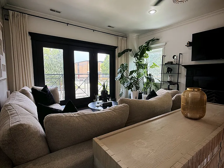 6626 S Kimbark Ave #1S — Photo 3