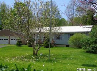 49 Hawthorne Rd, Fulton, NY 13069