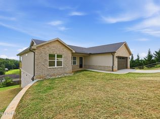 145 Middle Glen Rd, Maynardville, TN 37807