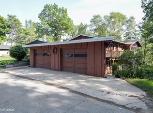 24 Aspen Rd, Portage, IN 46368