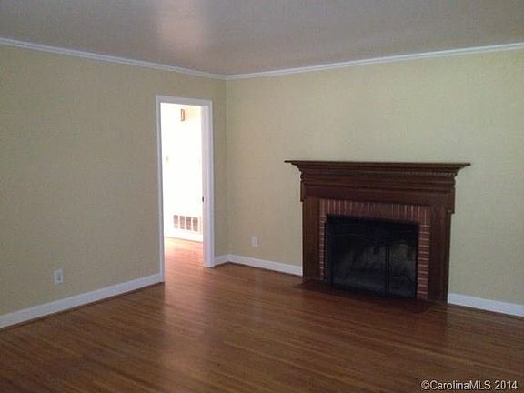 5th image of 756 Montford Dr