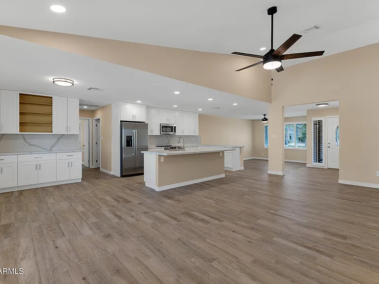 18408 N 46th Dr — Photo 18