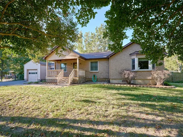 850 Poplar Dr, Saint Louis, MO 63125